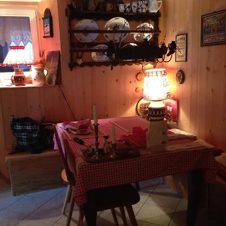 Schluecht Apartment