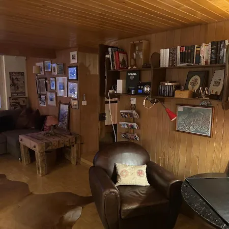 Schluecht Apartment